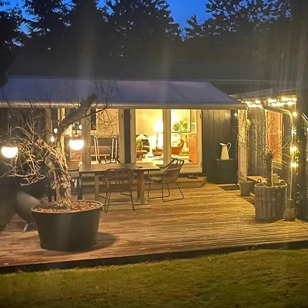 Charming Family Summer House In Hollselund 펜션 Vejby
